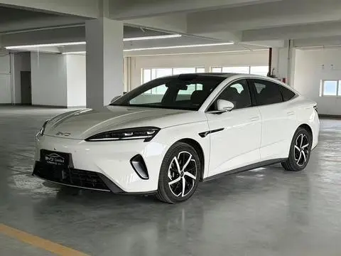 BYD Seal07 DM 2026 — фото 1