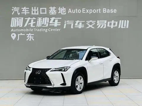Lexus UX 2022