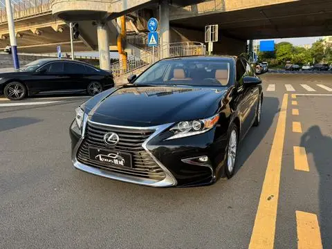 Lexus ES 2015