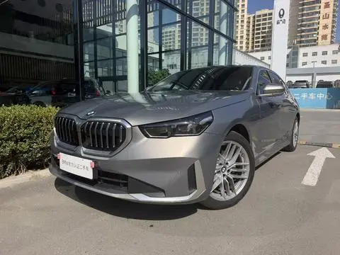 BMW 5 Series 2024