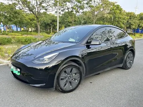 Tesla Model Y 2022 — фото 1