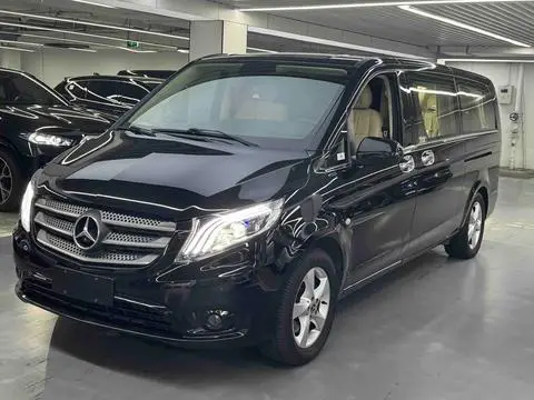 Mercedes-Benz 威霆 2021