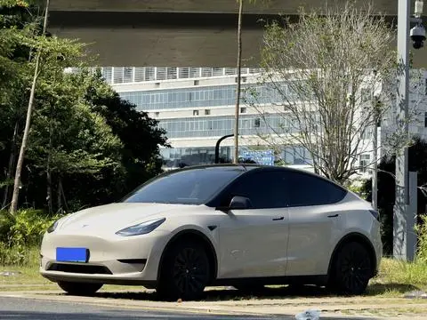 Tesla Model Y 2022 — фото 1