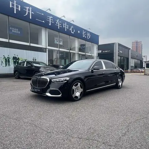 Mercedes-Benz 迈巴赫S-Class 2025 — фото 1