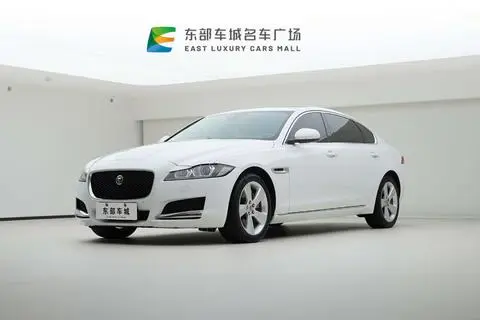 Jaguar XFL 2018 — фото 1