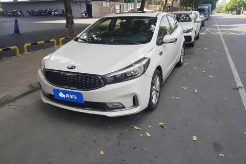 Kia K3 2016 — фото 1