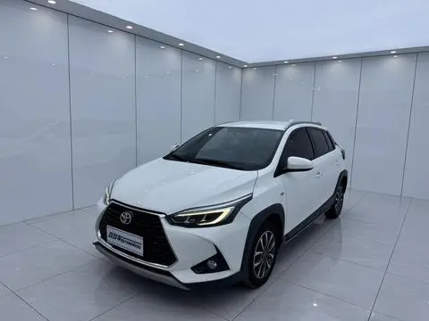 Toyota YARIS L 2022