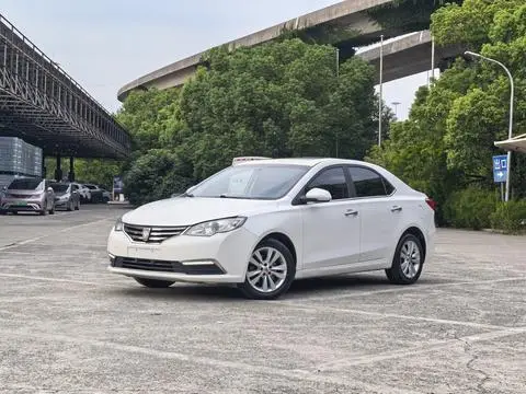 Roewe 360 2015