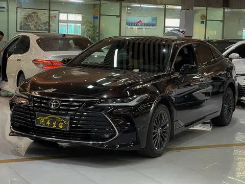 Toyota 亚洲龙 2022