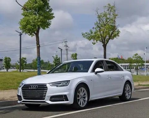 Audi A4L 2018