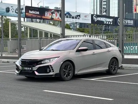 Honda Civic 2019 — фото 1