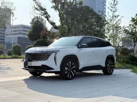 Geely 博越L 2023 — фото 1