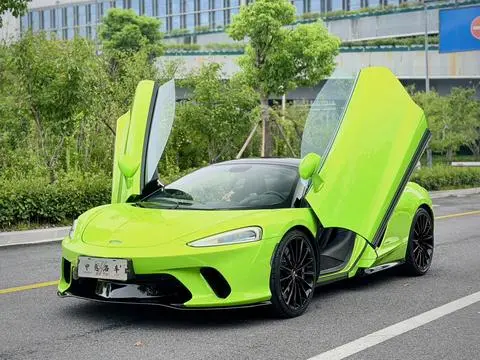 McLaren GT 2023