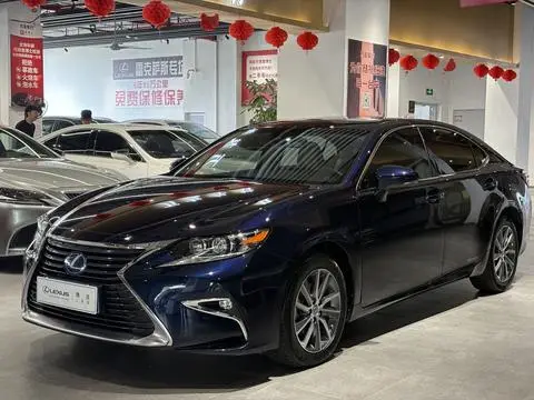 Lexus ES 2015