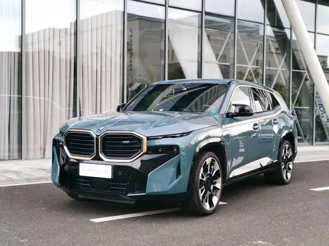 BMW XM 2023
