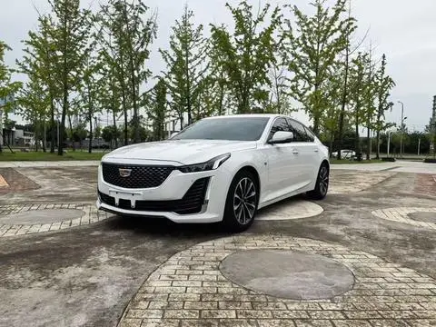 Cadillac CT5 2022 — фото 1