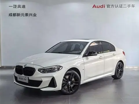 BMW 1 Series 2021