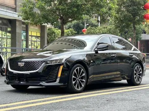 Cadillac CT5 2022 — фото 1
