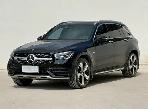 Mercedes-Benz GLC 2022 — фото 1