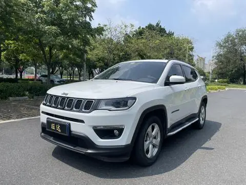 Jeep 指南者 2020