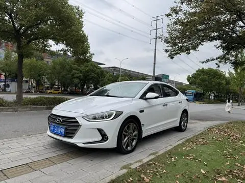 Hyundai Elantra Lingdong 2016