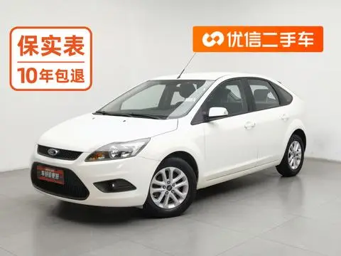 Ford Focus 2013 — фото 1