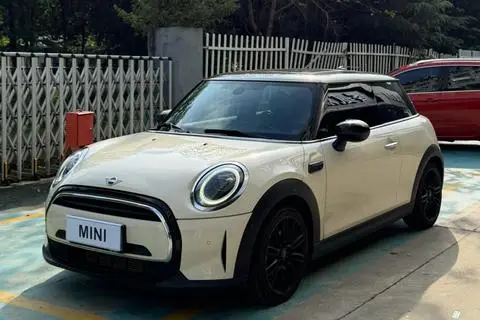 MINI MINI 2022