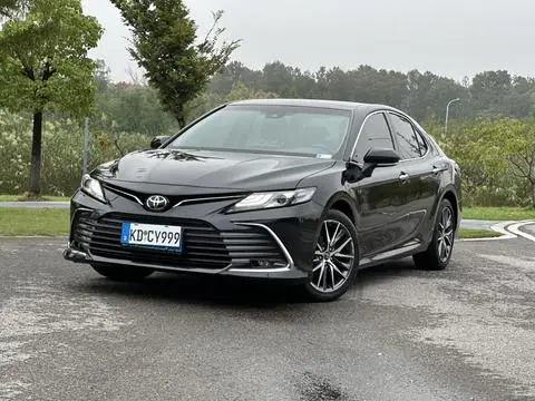 Toyota Camry 2021