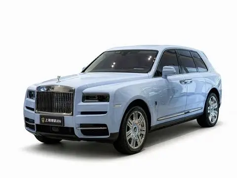 Rolls Royce Cullinan 2022 — фото 1