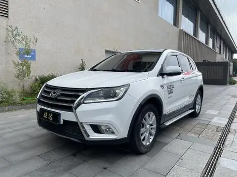 BAIC S6 2016