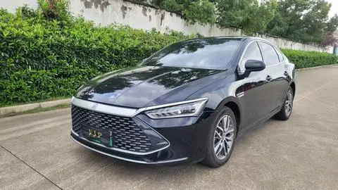 BYD Qin PLUS 2023 — фото 1
