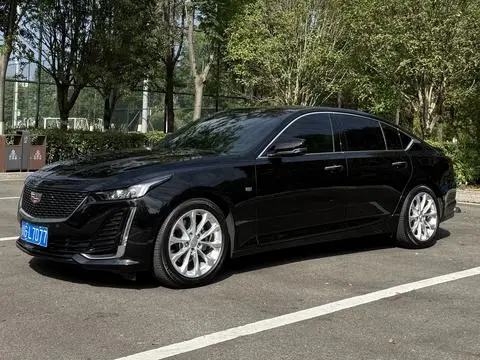 Cadillac CT5 2023 — фото 1
