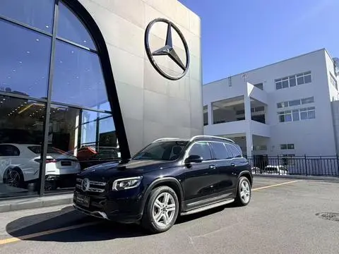 Mercedes-Benz GLB 2023