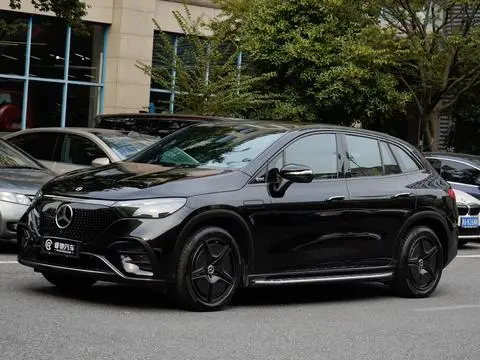 Mercedes-Benz EQE SUV 2023