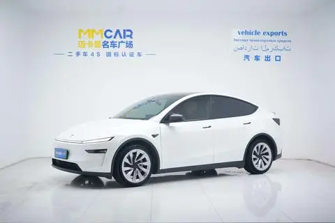 Tesla Model Y 2025