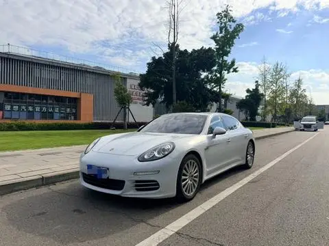 Porsche Panamera 2016