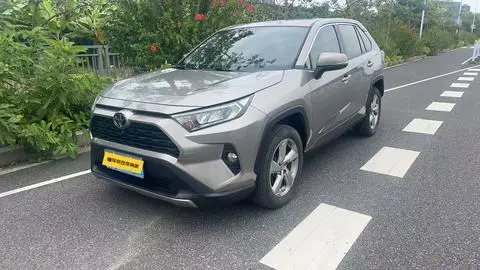 Toyota RAV4 2021