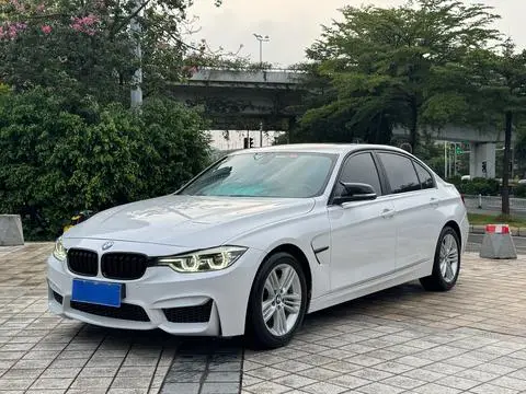 BMW 3 Series 2017 — фото 1
