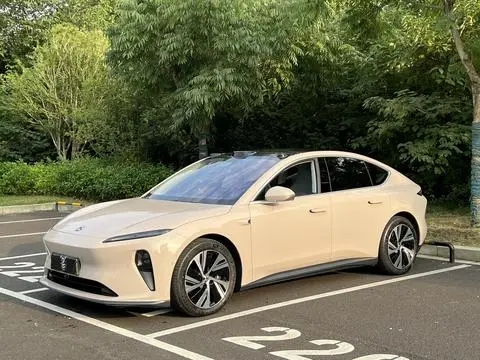 NIO ET5 2022