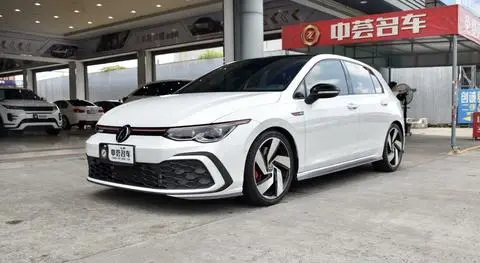Volkswagen Golf GTI 2021