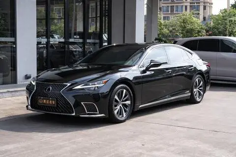 Lexus LS 2021 — фото 1