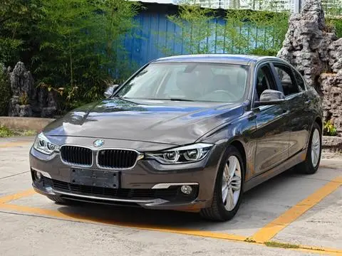 BMW 3 Series 2017 — фото 1