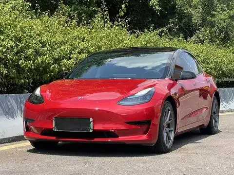 Tesla Model 3 2022 — фото 1