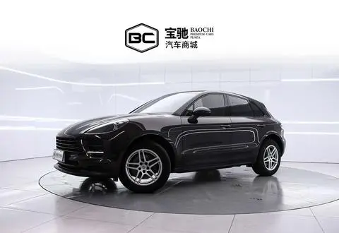 Porsche Macan 2018 — фото 1