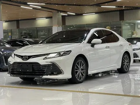 Toyota Camry 2021