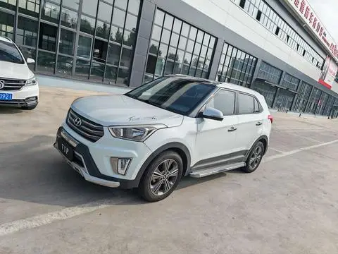Hyundai ix25 2015