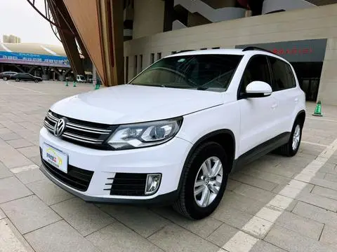 Volkswagen Tiguan 2015