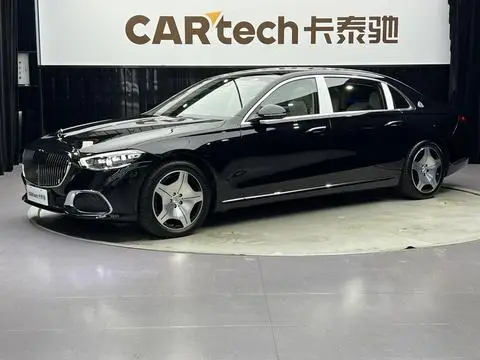 Mercedes-Benz 迈巴赫S-Class 2026