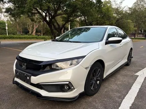 Honda Civic 2019 — фото 1