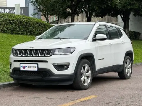 Jeep 指南者 2017